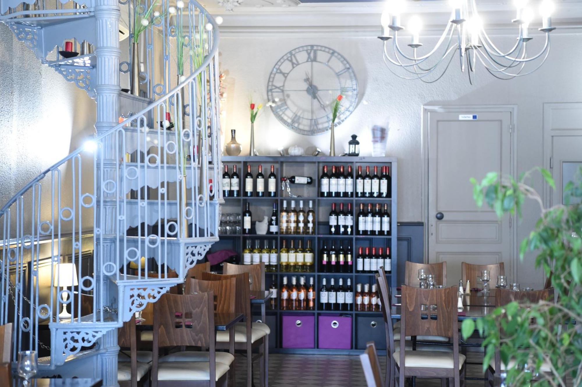Hotel Le Juliano Carbon-Blanc エクステリア 写真